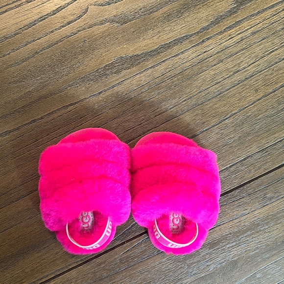 Authentic Ugg Fluff yeah baby sandals  NWOT - Picture 4 of 8